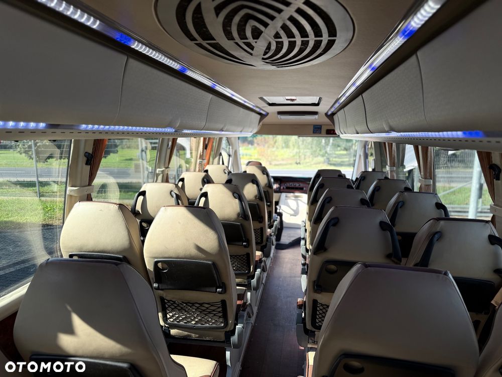 Mercedes-Benz SUNRIDER - 22