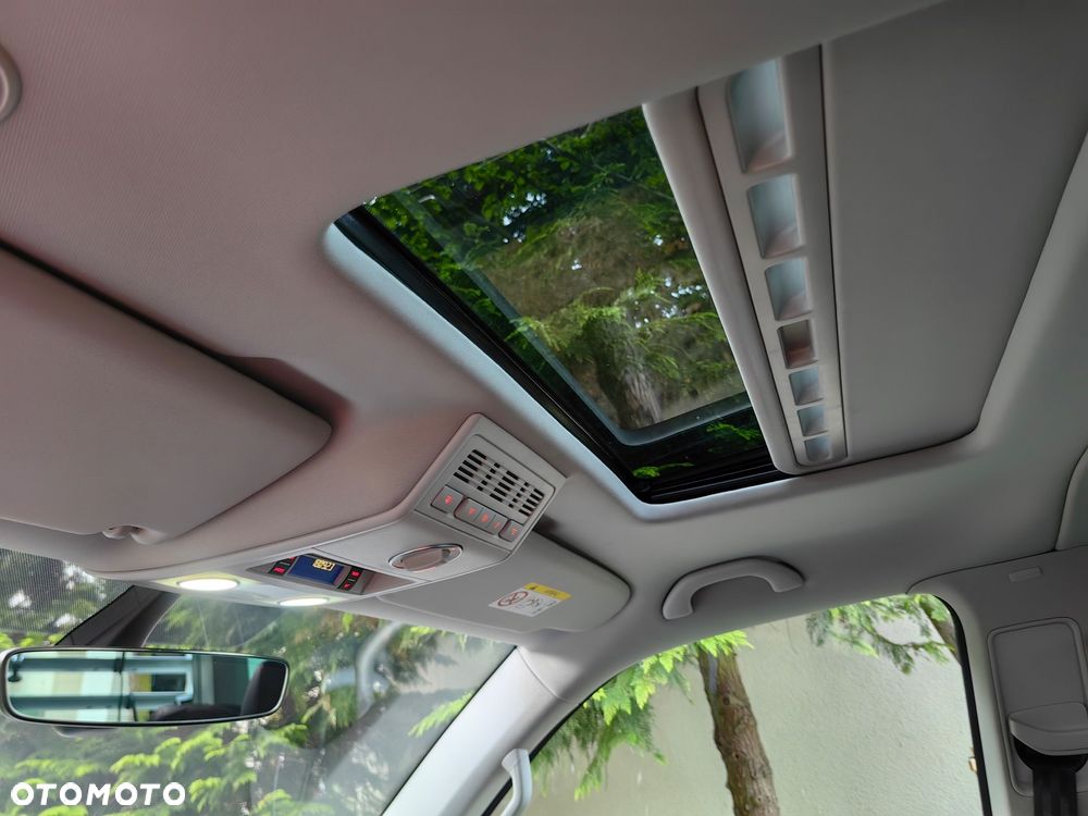 Volkswagen Multivan 2.0 BiTDI L1 Highline 4Motion DSG - 6