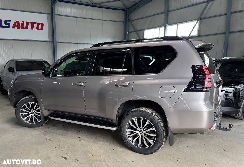 Toyota Land Cruiser 2.8 D-4D Automatik TEC-Edition - 2