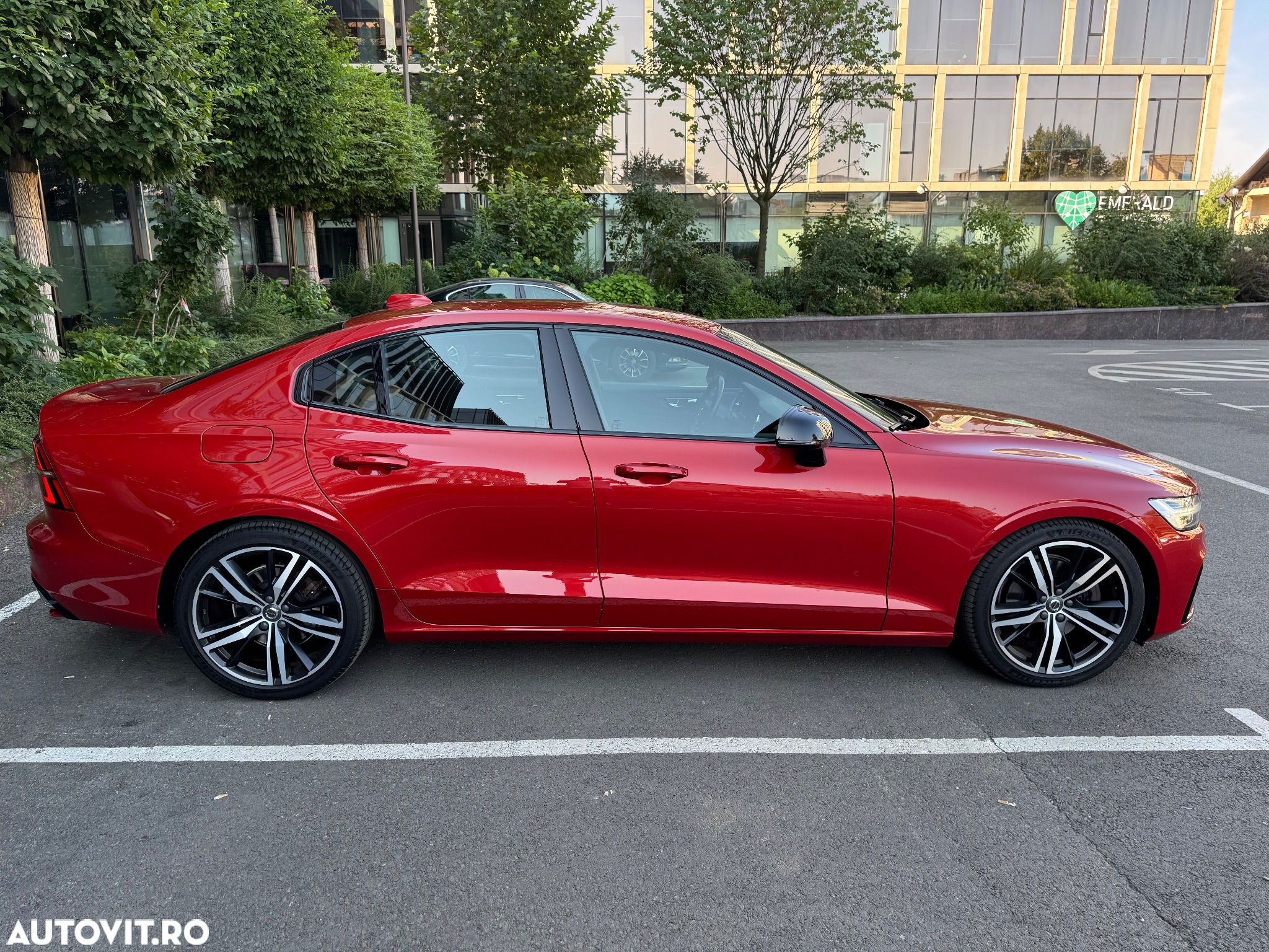 Volvo S60 T4 R-Design - 6