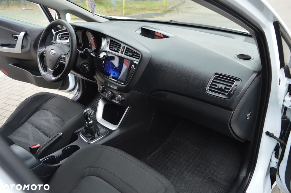 Kia Ceed 1.4 CVVT Edition 7 - 25