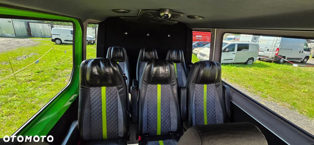 Mercedes-Benz Sprinter 907.221 - 19