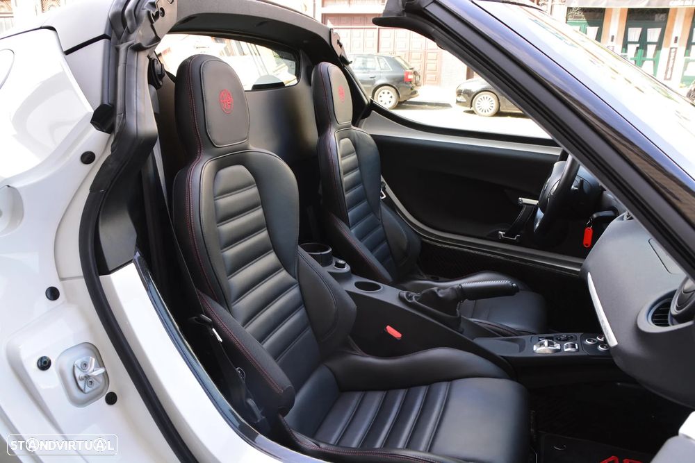 Alfa Romeo 4C Spider 1750 TBi - 58
