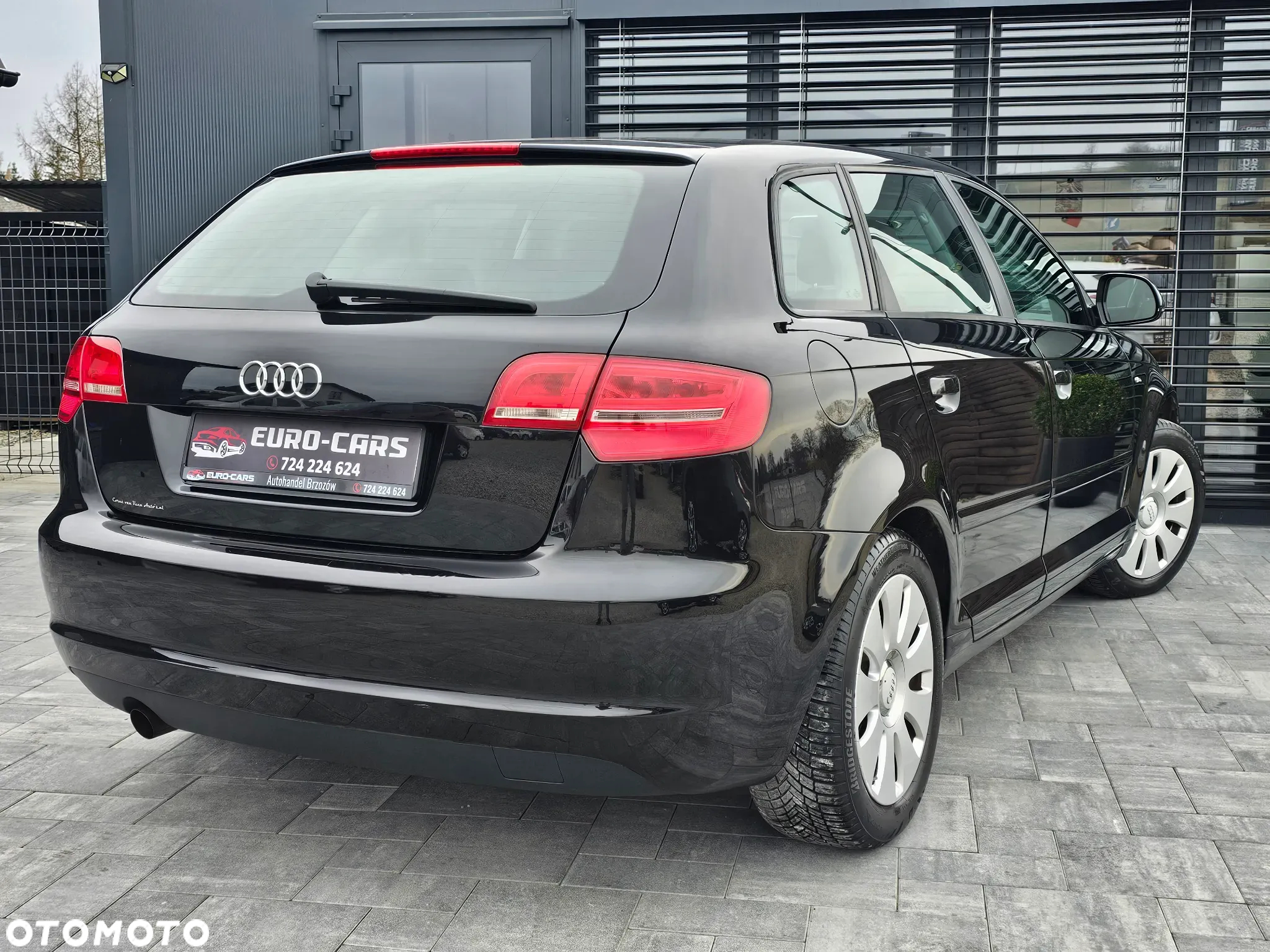 Audi A3 1.6 Sportback Ambiente - 5