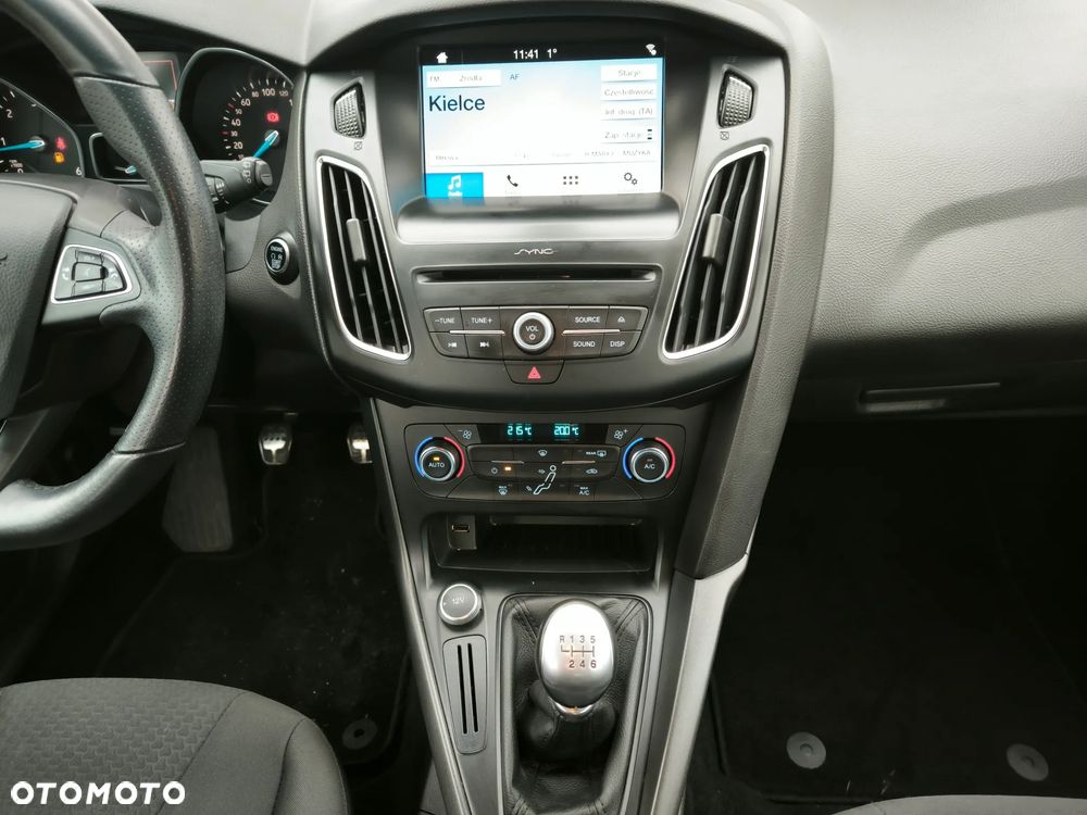 Ford Focus 1.5 TDCi ST-Line - 28