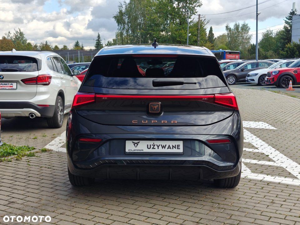 Cupra Born - 10