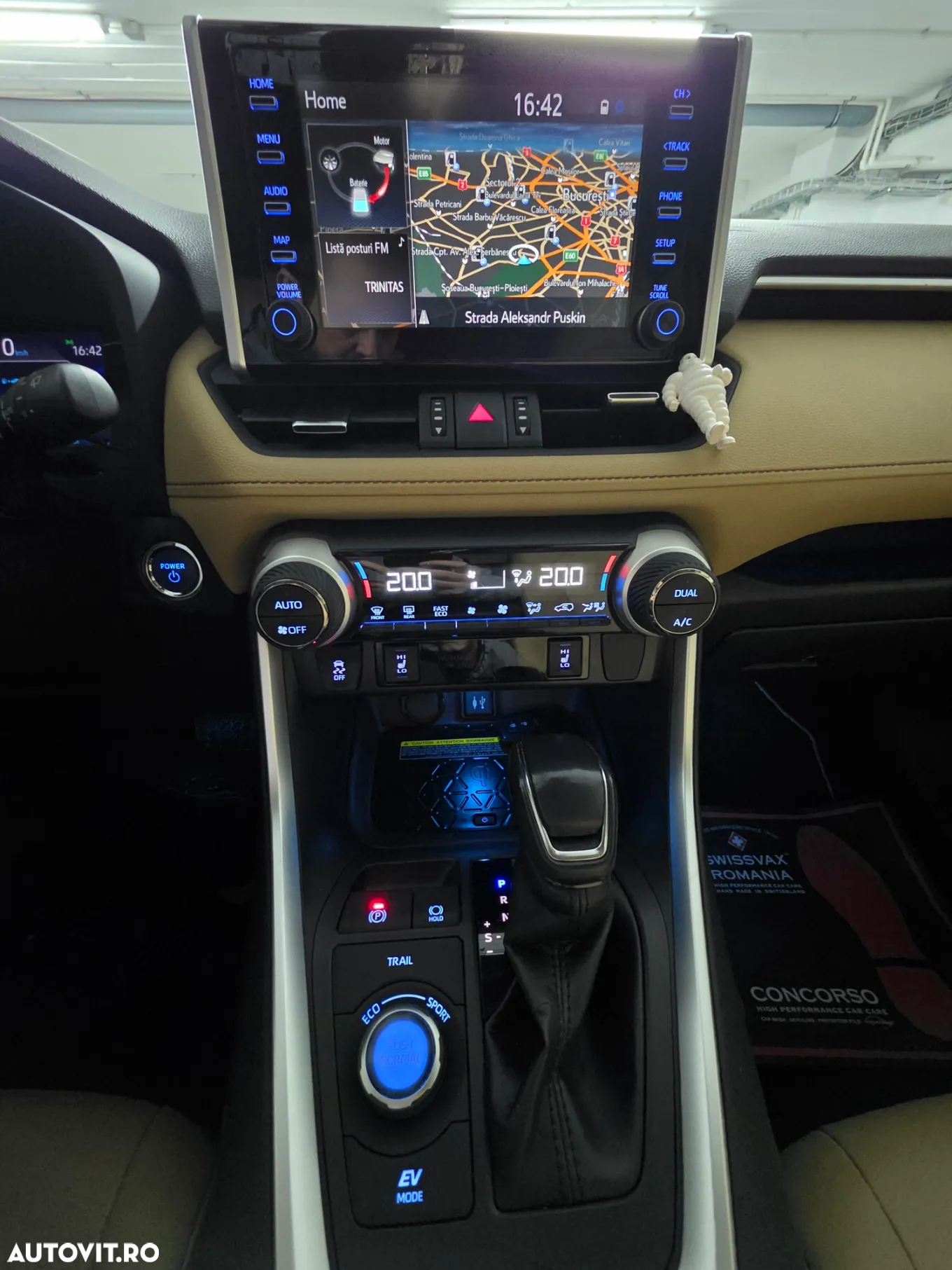 Toyota RAV4 2.5 Hybrid VVT-iE 4x4 Luxury Plus - 23