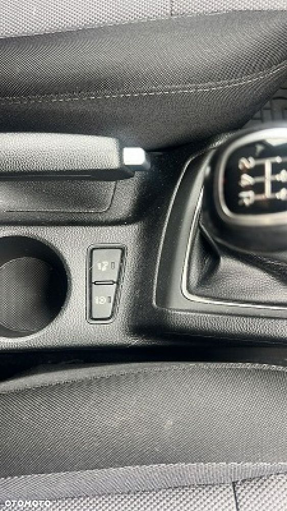 Hyundai i20 - 11