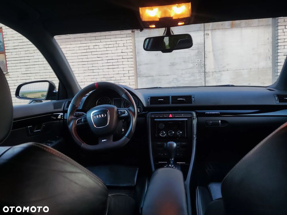 Audi A4 Avant 2.0T FSI Quattro Tip - 6