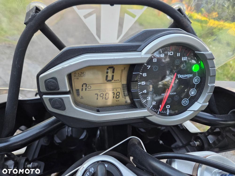 Triumph Tiger - 9