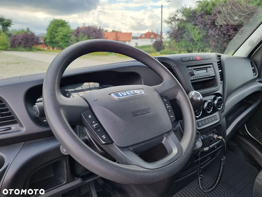 Iveco Daily 50C150 3.0 HPi 150KM 12-Palet Skrzynia dł 6.10 - 9