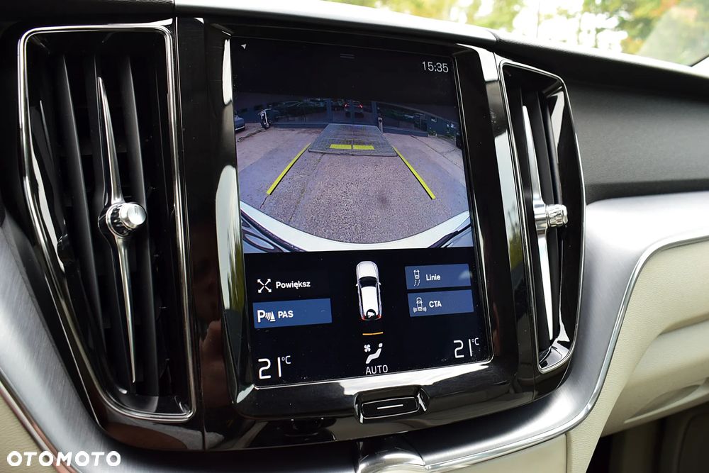 Volvo XC 60 D4 AWD Momentum - 13