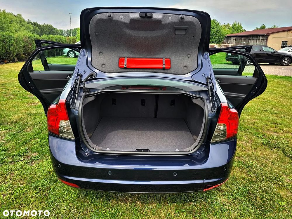 Volvo S40 DPF D2 Summum - 8