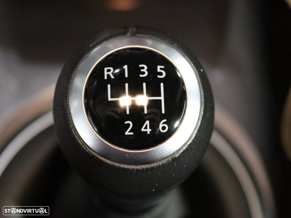 Nissan Juke 1.0 DIG-T N-Connecta NAV. - 24