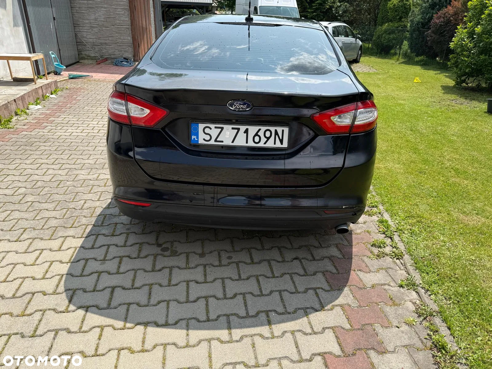 Ford Fusion - 12