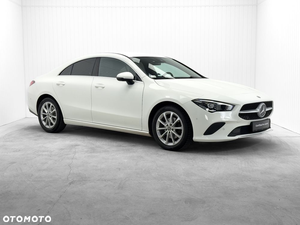 Mercedes-Benz CLA 180 7G-DCT - 3