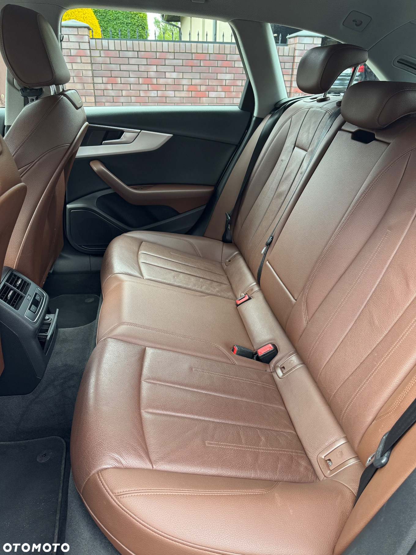 Audi A4 2.0 TDI S tronic - 9