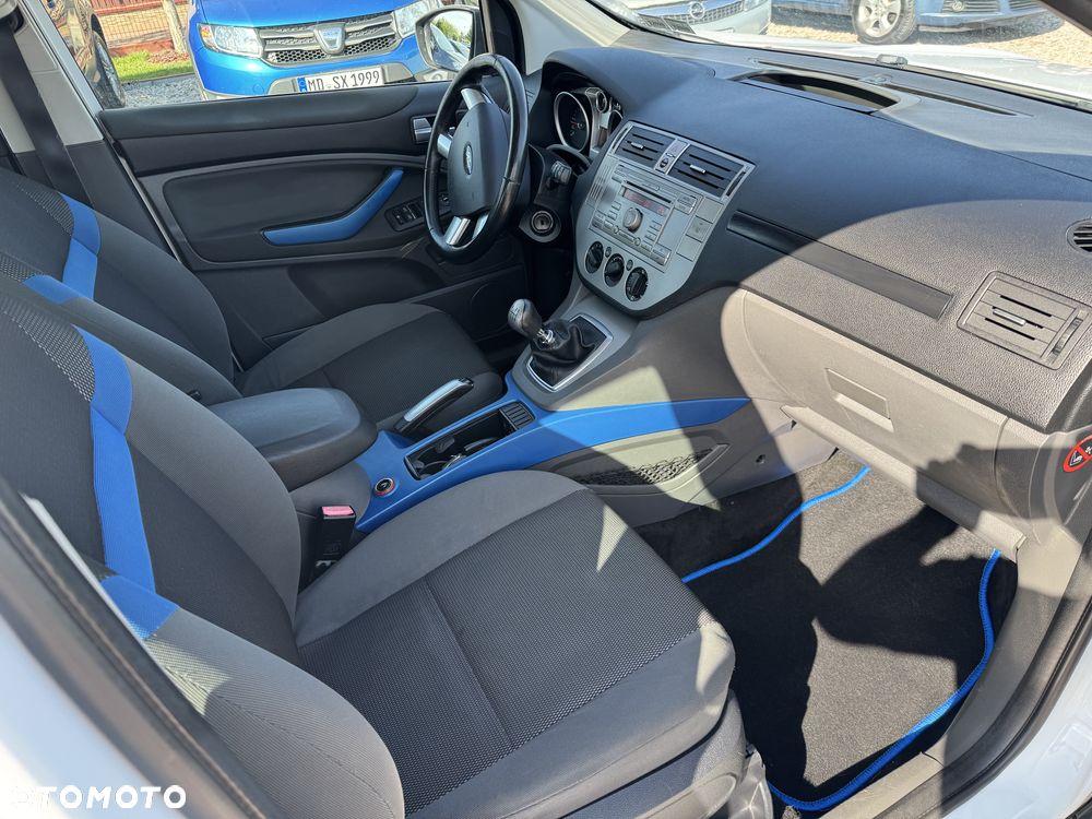 Ford Kuga - 5