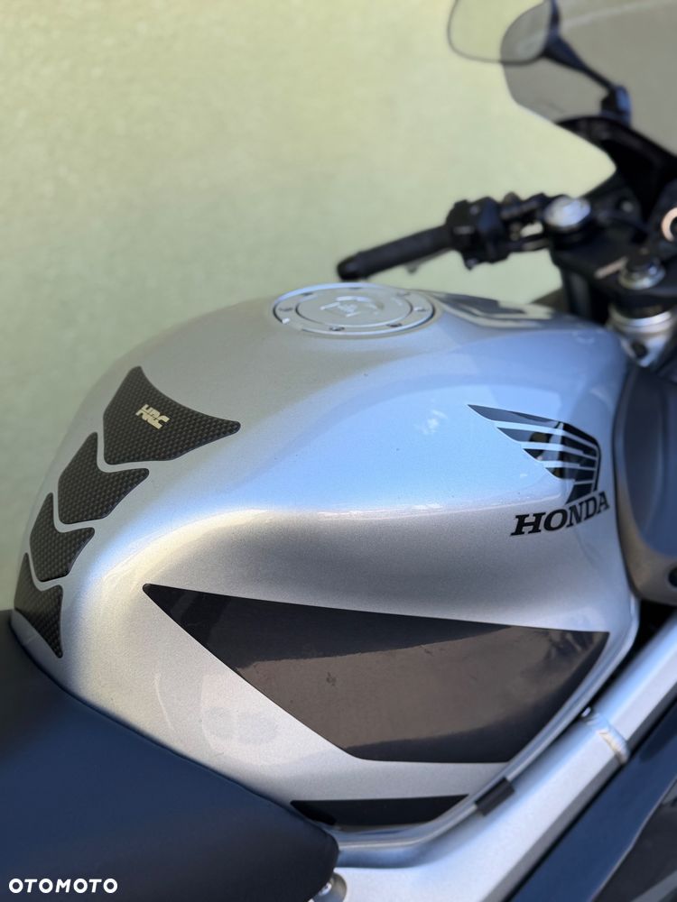 Honda CBR - 16