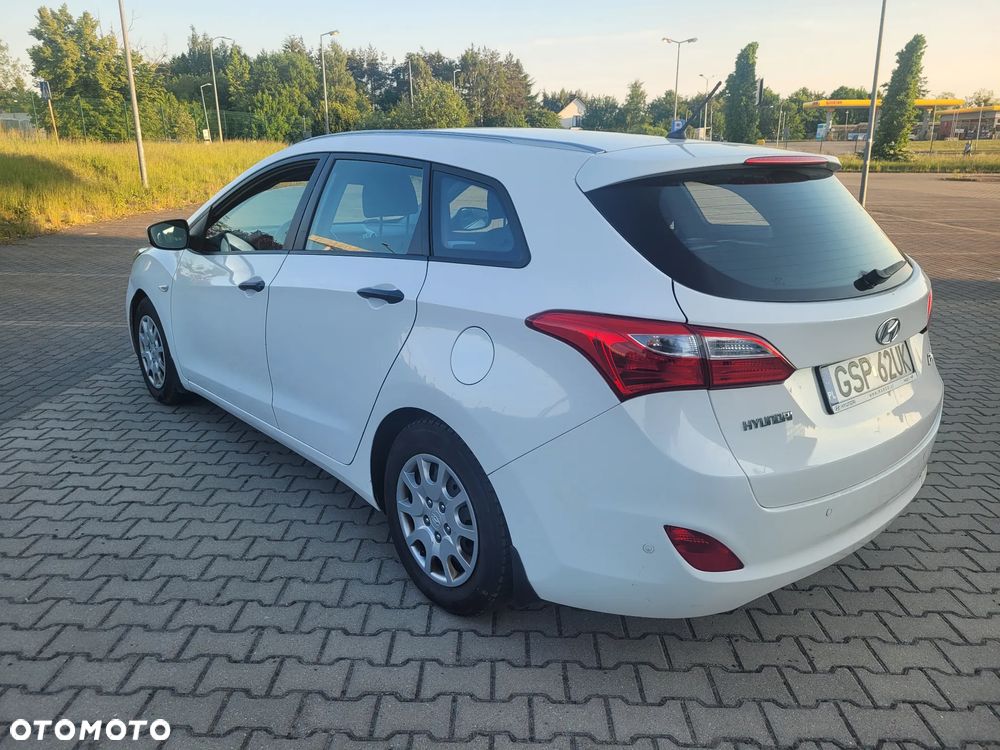 Hyundai i30 1.4 Classic - 4