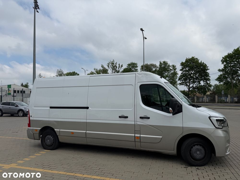 Renault e-Master - 11