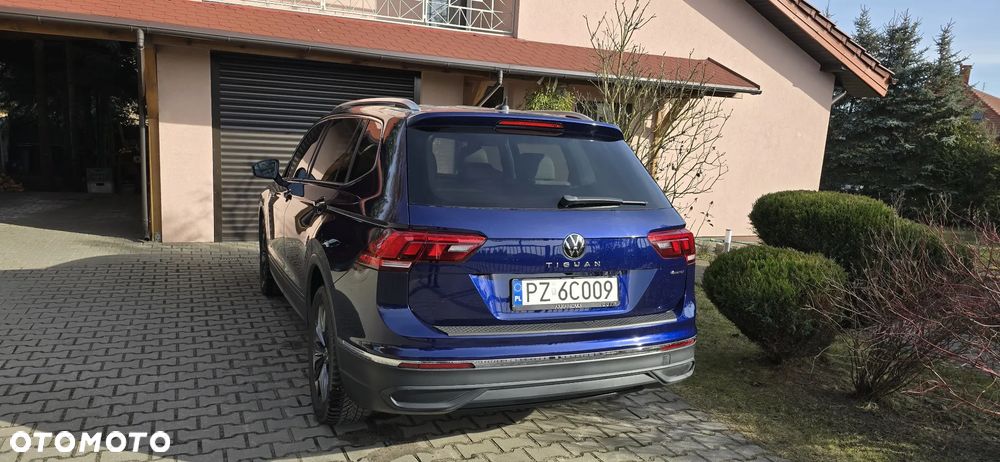 Volkswagen Tiguan 2.0 TSI 4Mot Elegance DSG - 4