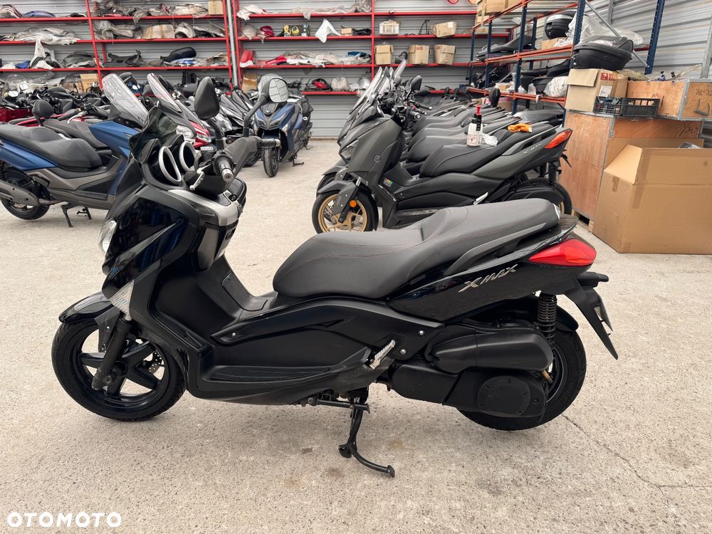 Yamaha X-max - 4