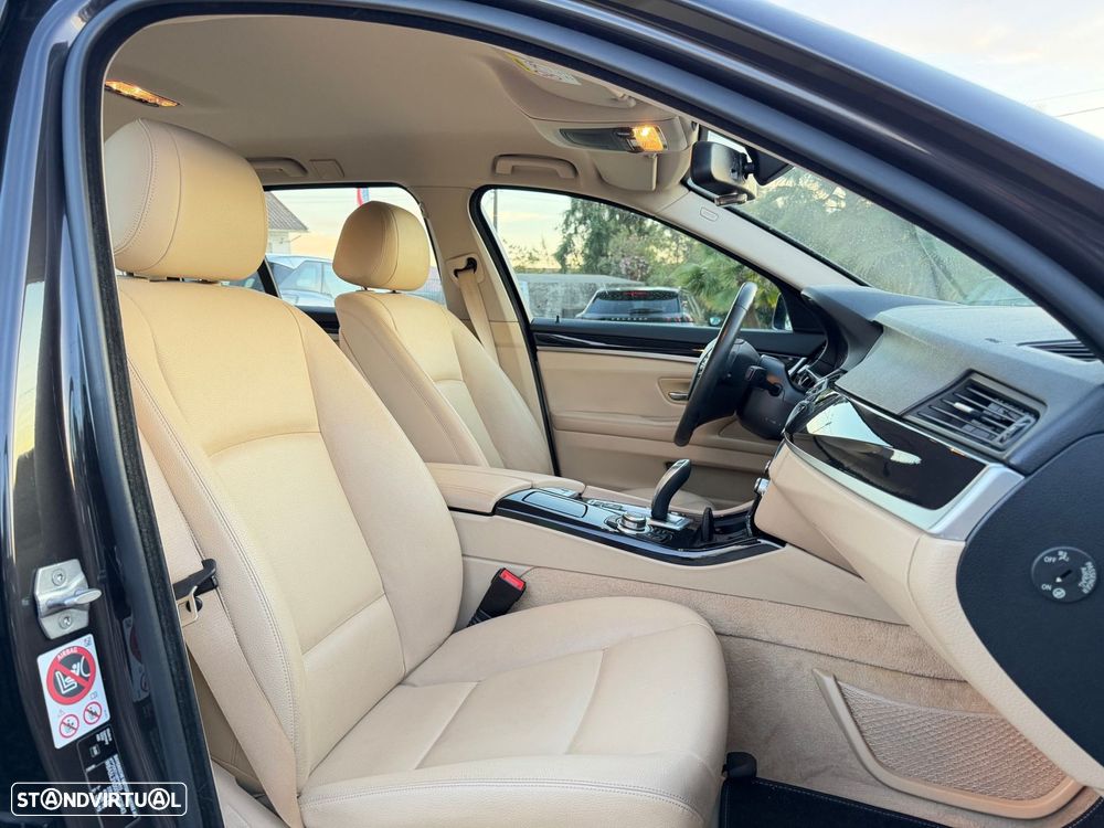 BMW 520 d Auto - 31