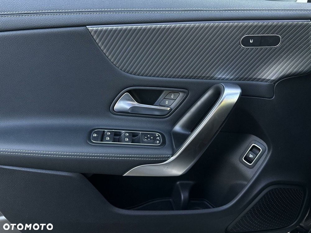 Mercedes-Benz CLA - 20