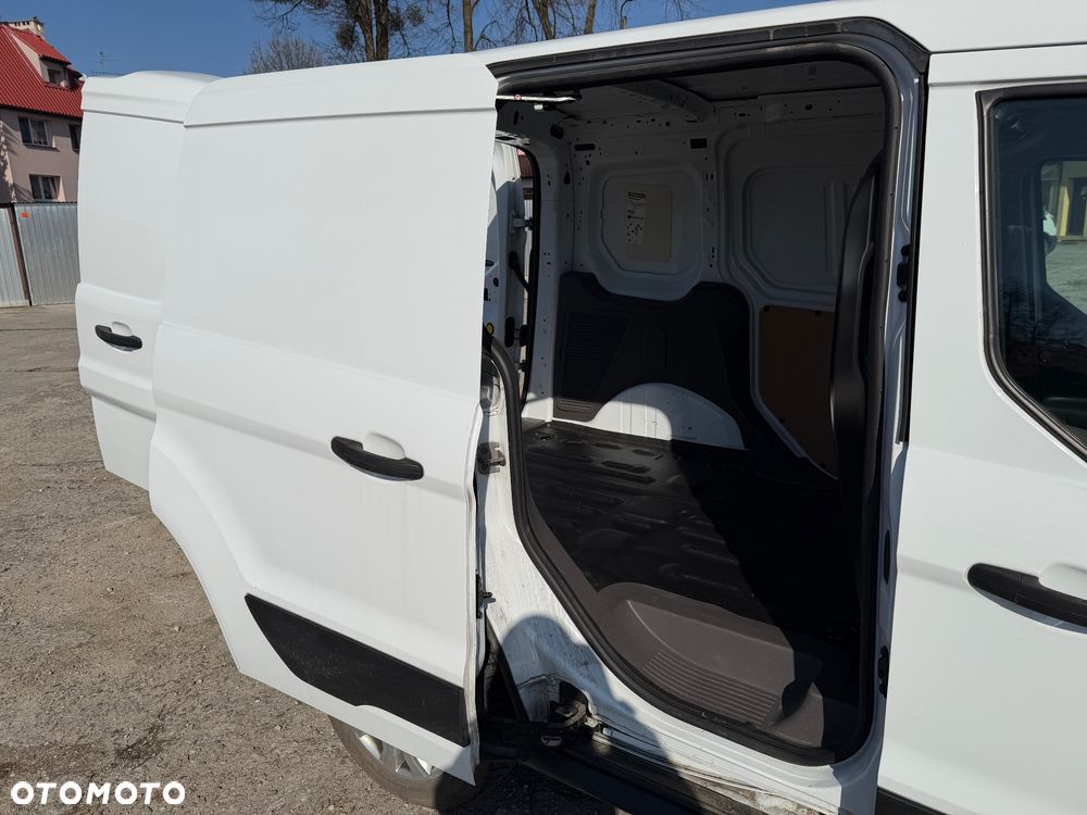 Ford Transit Connect - 18