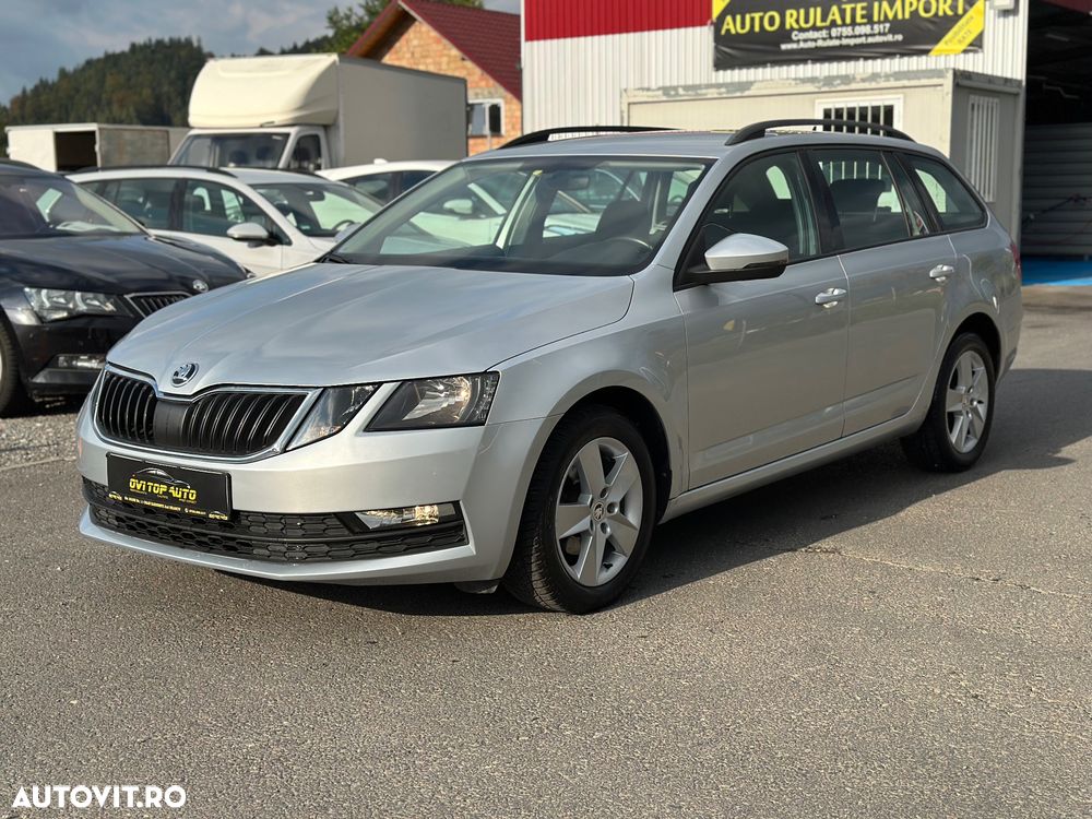 Skoda Octavia Combi Diesel 1.6 TDI Ambition - 1