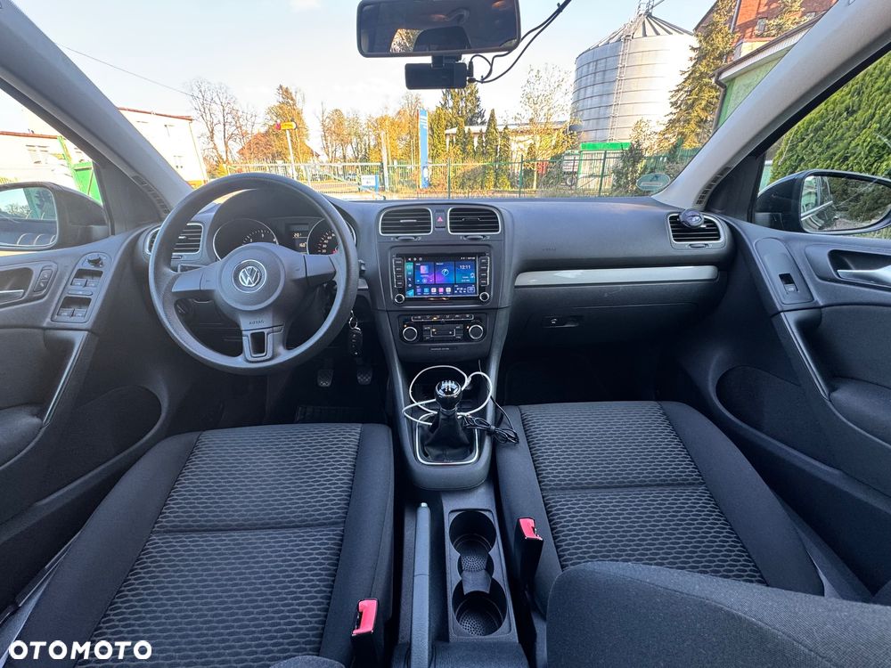 Volkswagen Golf 1.6 TDI DPF BlueMotion - 10