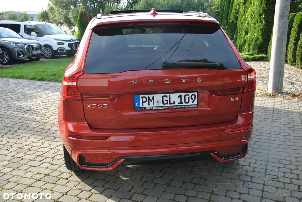 Volvo XC 60 B4 D R-Design - 31