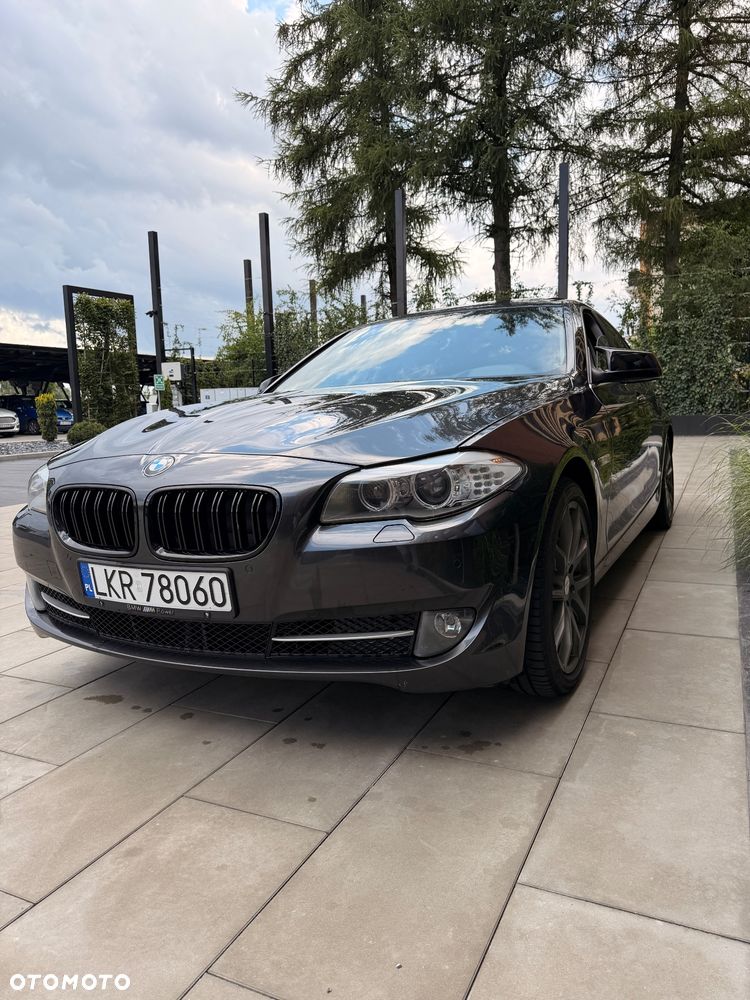 BMW Seria 5 530d xDrive - 27