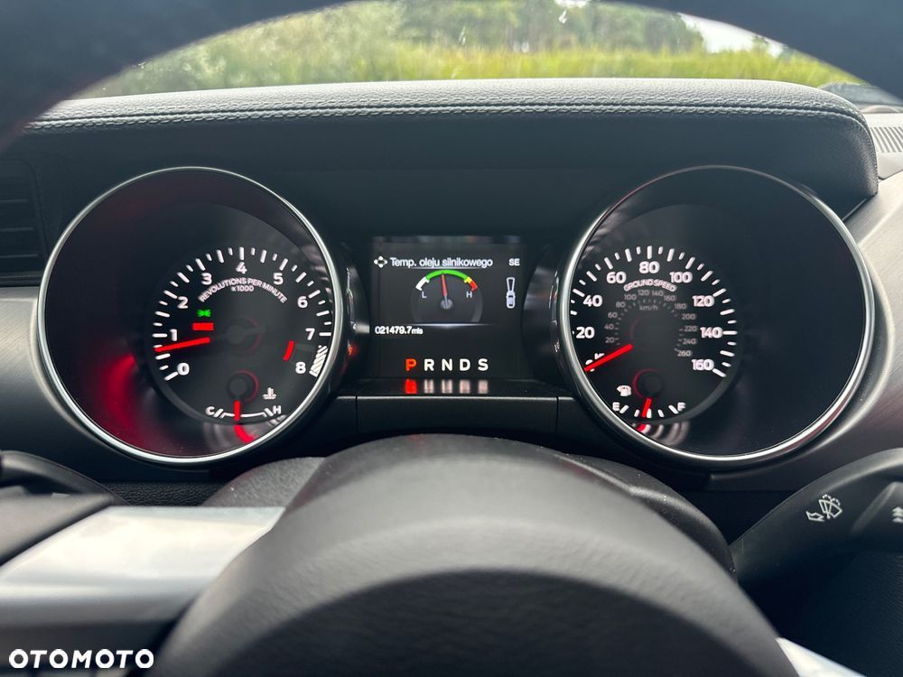 Ford Mustang 5.0 V8 GT - 14