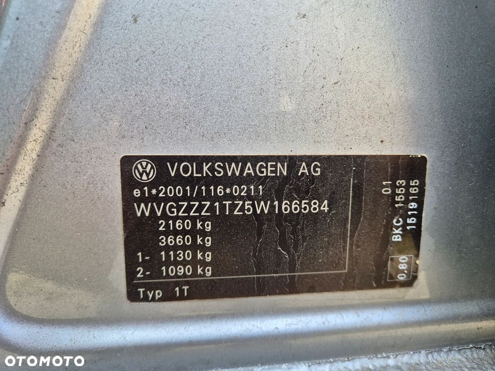 Volkswagen Touran - 15