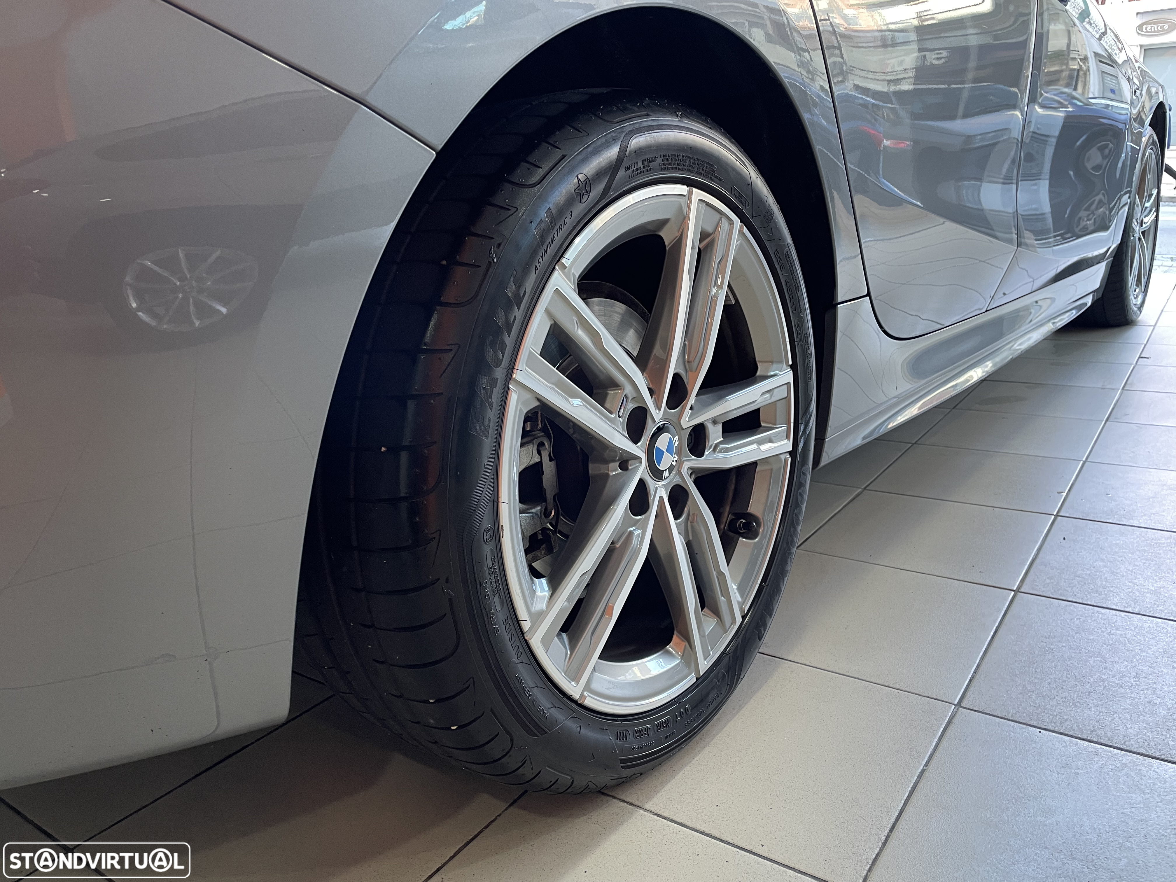 BMW 116 d Pack Desportivo M - 16