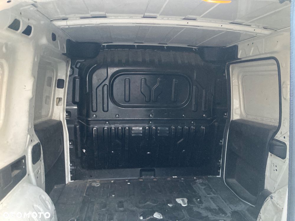 Fiat Doblo - 10