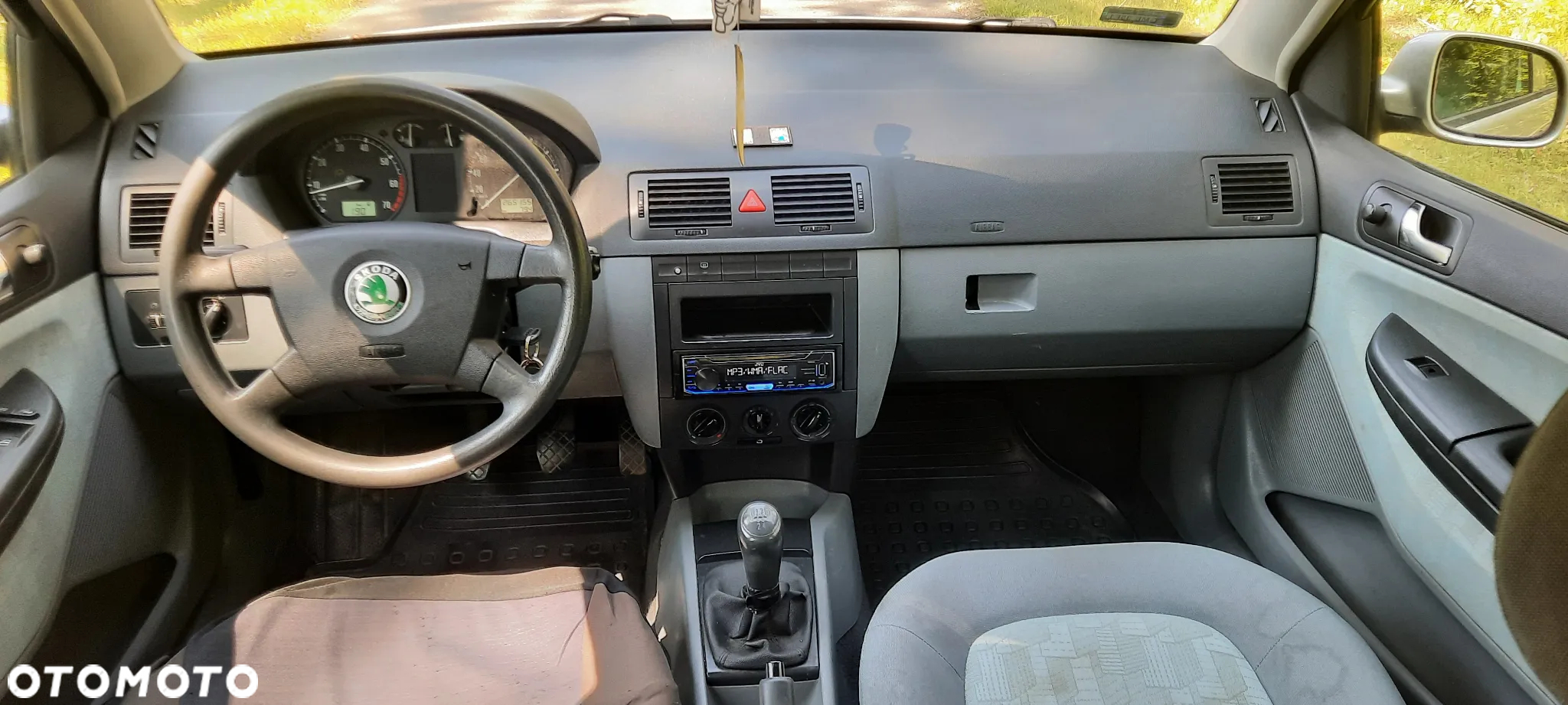 Skoda Fabia 1.4 - 8