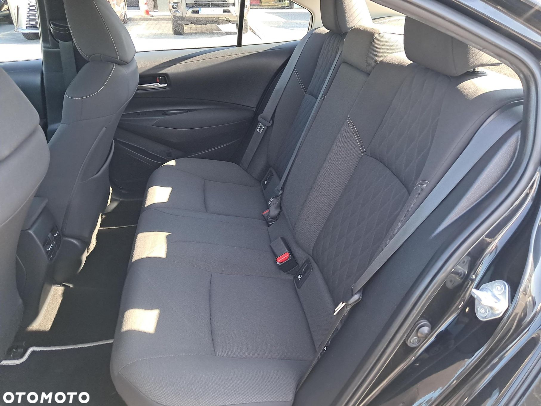 Toyota Corolla - 14