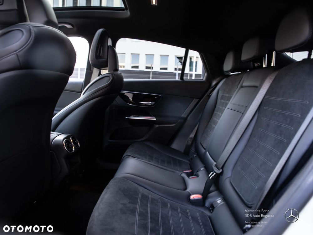 Mercedes-Benz GLC 200 d mHEV 4-Matic AMG Line - 12