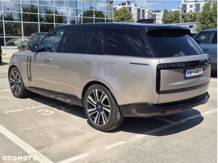 Land Rover Range Rover 3.0 P460e PHEV LWB Autobiography - 3