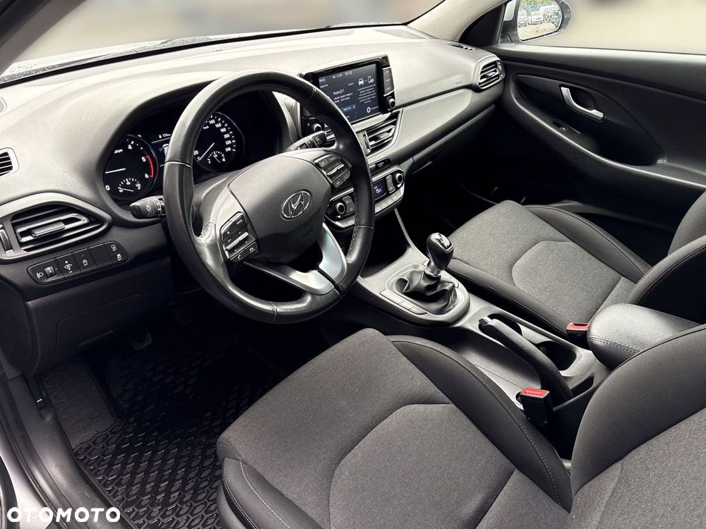 Hyundai i30 1.6 D Comfort - 9
