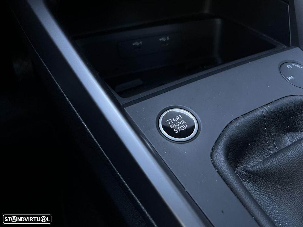 Audi A3 Limousine 30 TFSI S line - 35