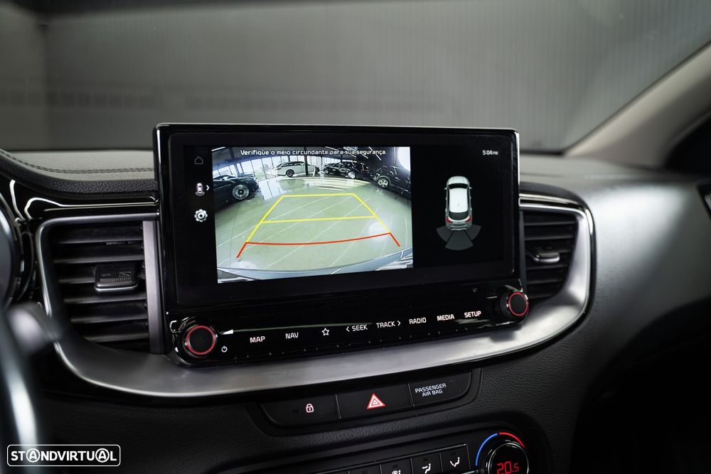 Kia XCeed 1.6 CRDi MHEV Drive - 26