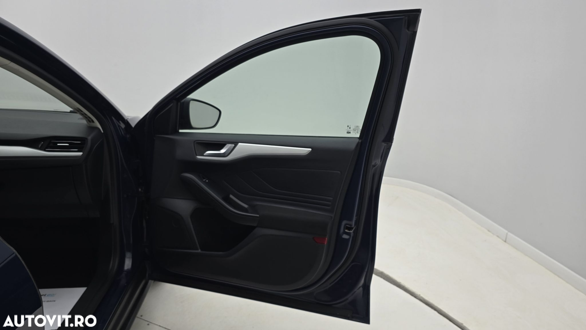 Ford Focus 1.0 EcoBoost Trend - 18