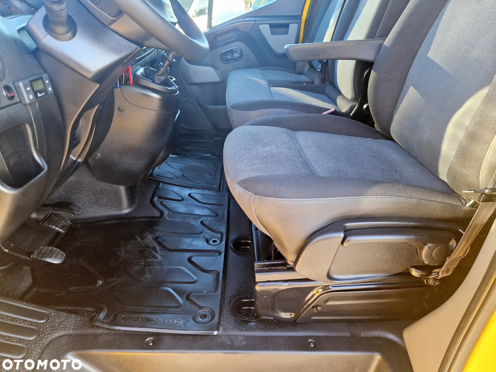 Renault MASTER 2,3 DCI 145 KONNA SKRZYNIA 4M KLIMA WEBASTO 133T/KM PRZEBIEGU GWARANCJA BLIŻNIAKI DO 3,5T - 11