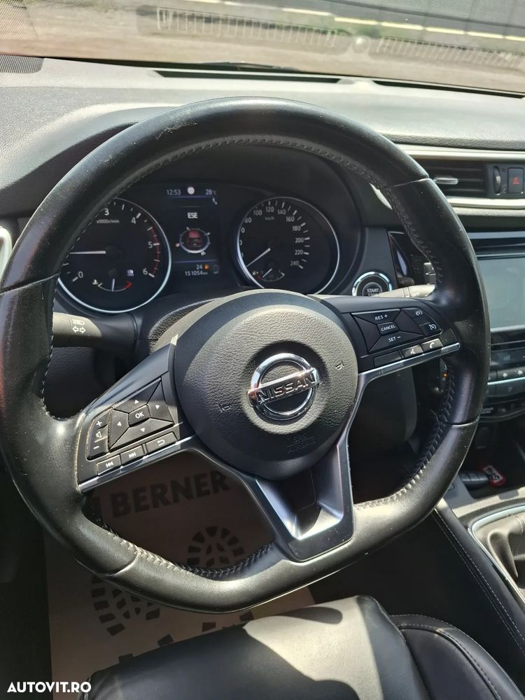 Nissan Qashqai 1.7 dCi TEKNA+ - 37