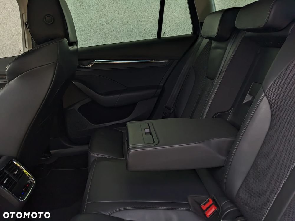 Skoda Octavia 1.5 TSI e-Tec Style DSG - 25