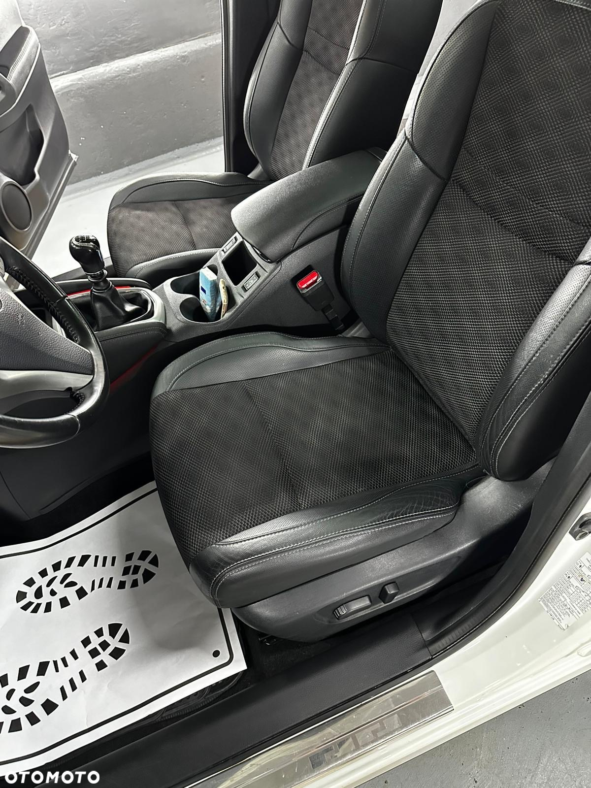 Nissan Qashqai 1.6 DCi 4x4 Tekna - 19